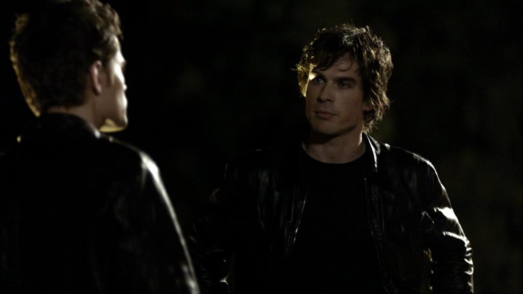 VampireDiariesWorld_dot_org-1x02TheNightOfTheComet01945.jpg