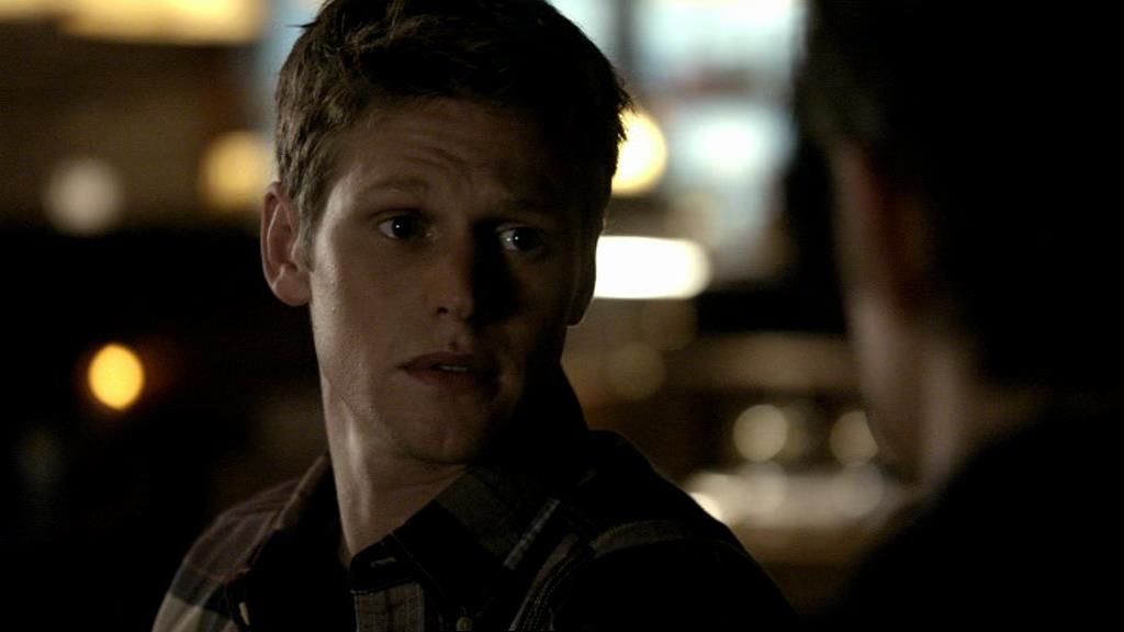 VampireDiariesWorld_dot_org-1x02TheNightOfTheComet01970.jpg