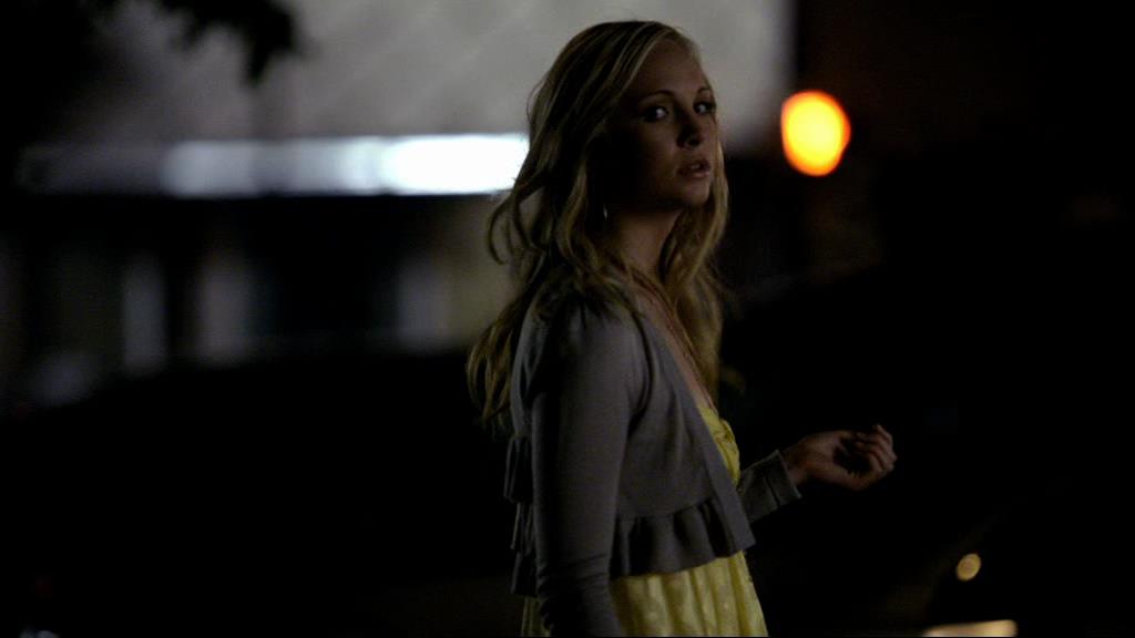 VampireDiariesWorld_dot_org-1x02TheNightOfTheComet02176.jpg