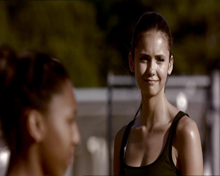 VampireDiariesWorld_dot_org-1x03FridayNightBites0607.jpg