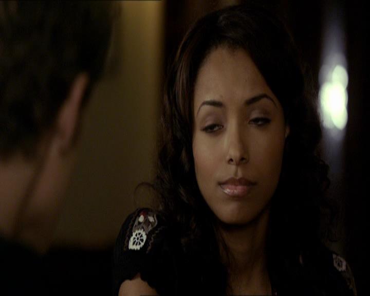 VampireDiariesWorld_dot_org-1x03FridayNightBites0956.jpg