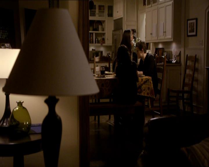 VampireDiariesWorld_dot_org-1x03FridayNightBites0968.jpg