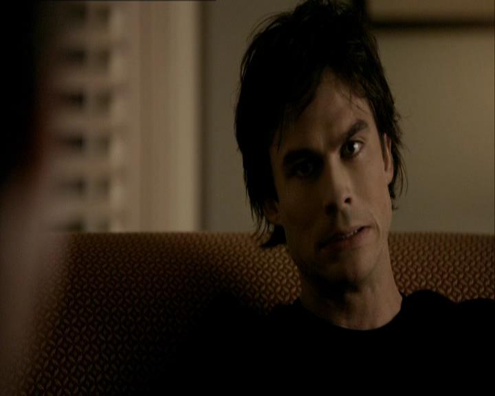 VampireDiariesWorld_dot_org-1x03FridayNightBites1068.jpg