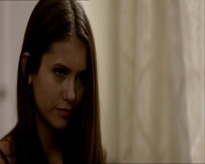 VampireDiariesWorld_dot_org-1x03FridayNightBites1177.jpg