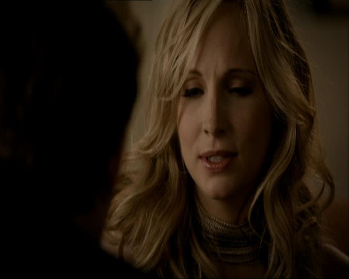 VampireDiariesWorld_dot_org-1x03FridayNightBites1281.jpg