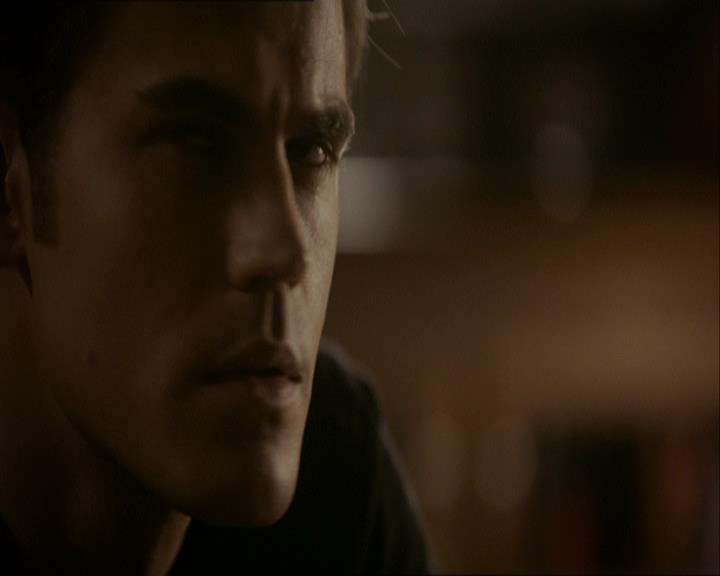 VampireDiariesWorld_dot_org-1x03FridayNightBites1285.jpg