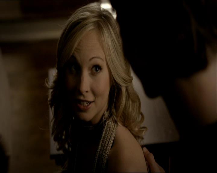 VampireDiariesWorld_dot_org-1x03FridayNightBites1294.jpg