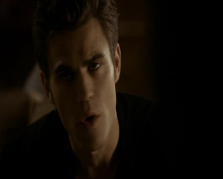 VampireDiariesWorld_dot_org-1x03FridayNightBites1322.jpg