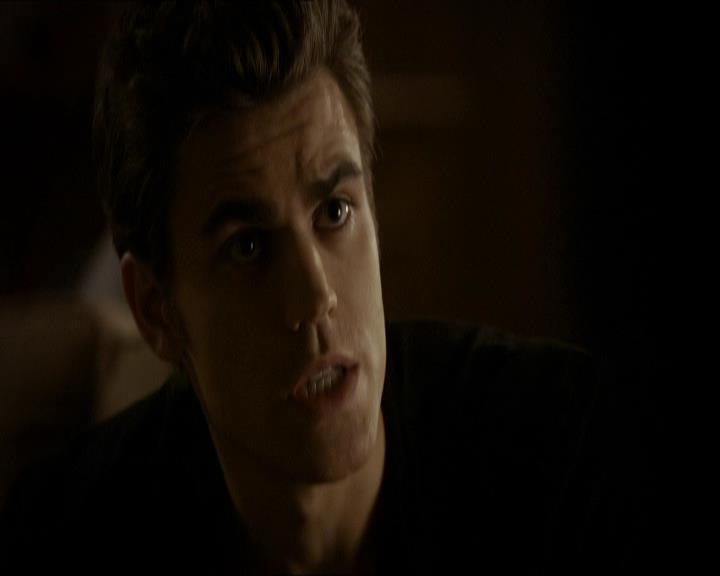 VampireDiariesWorld_dot_org-1x03FridayNightBites1324.jpg