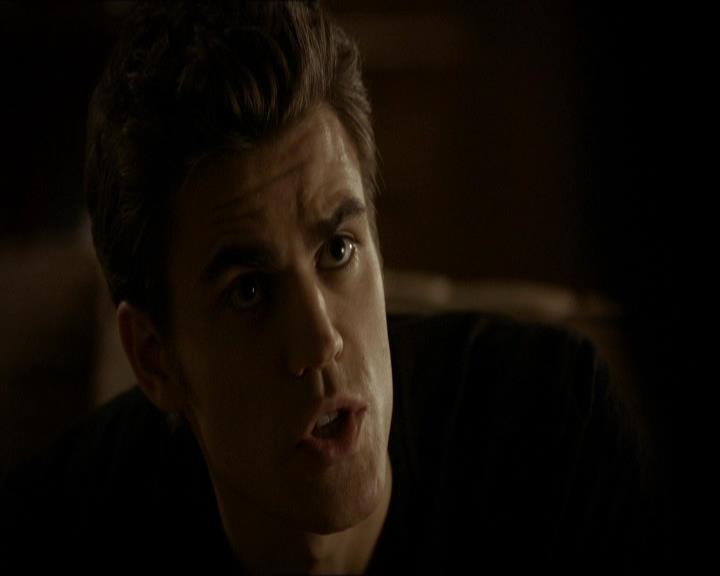 VampireDiariesWorld_dot_org-1x03FridayNightBites1325.jpg