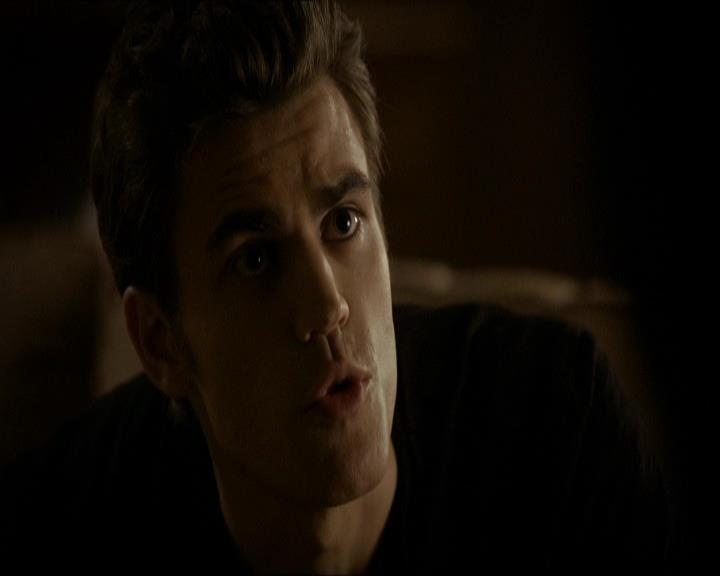 VampireDiariesWorld_dot_org-1x03FridayNightBites1326.jpg