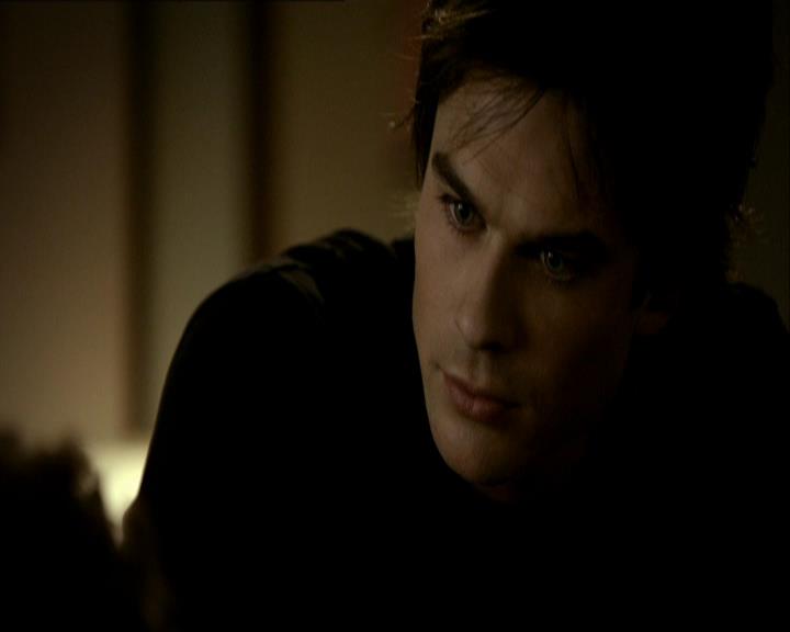 VampireDiariesWorld_dot_org-1x03FridayNightBites1330.jpg