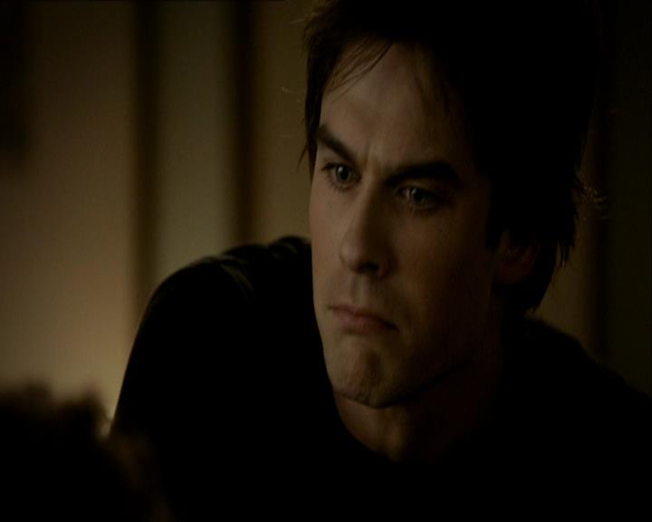 VampireDiariesWorld_dot_org-1x03FridayNightBites1332.jpg