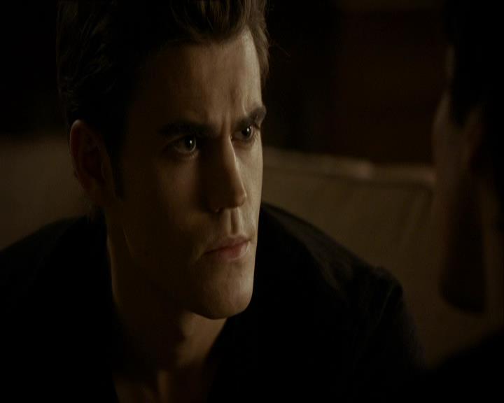 VampireDiariesWorld_dot_org-1x03FridayNightBites1347.jpg