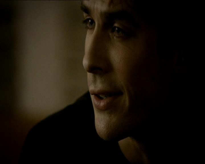 VampireDiariesWorld_dot_org-1x03FridayNightBites1350.jpg