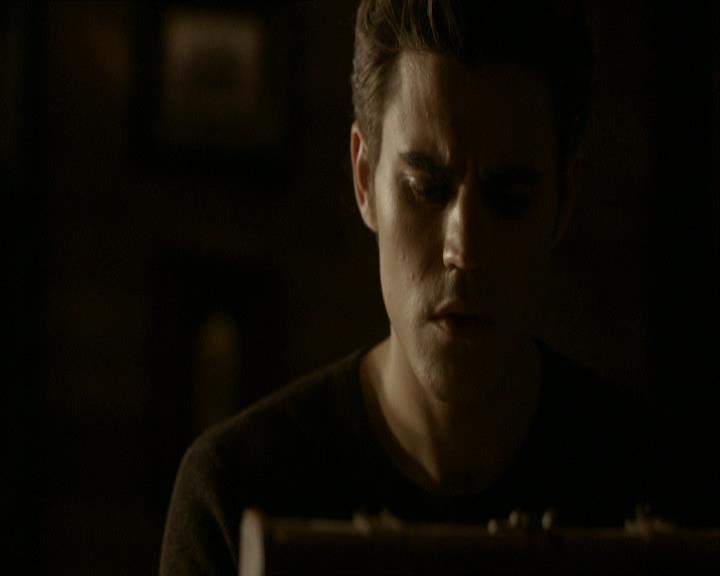 VampireDiariesWorld_dot_org-1x03FridayNightBites1480.jpg