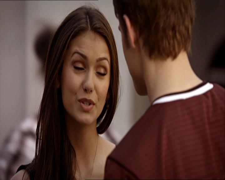 VampireDiariesWorld_dot_org-1x03FridayNightBites1562.jpg