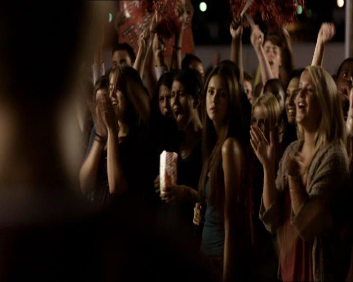 VampireDiariesWorld_dot_org-1x03FridayNightBites1601.jpg