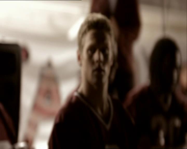 VampireDiariesWorld_dot_org-1x03FridayNightBites1679.jpg