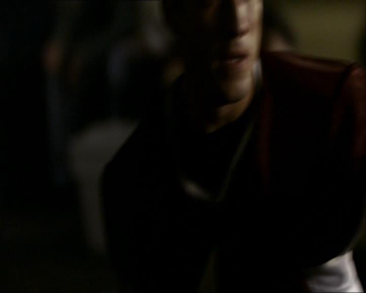 VampireDiariesWorld_dot_org-1x03FridayNightBites1692.jpg