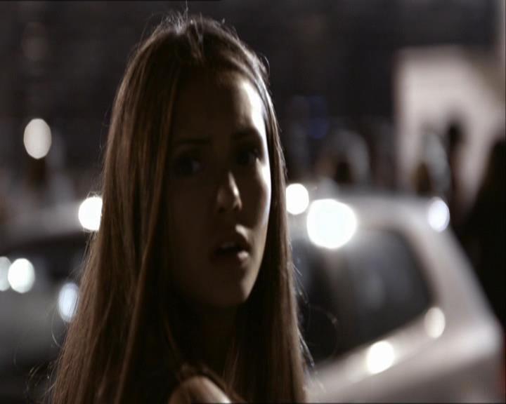 VampireDiariesWorld_dot_org-1x03FridayNightBites1743.jpg