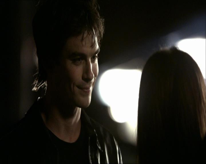 VampireDiariesWorld_dot_org-1x03FridayNightBites1827.jpg