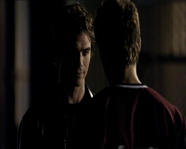 VampireDiariesWorld_dot_org-1x03FridayNightBites1944.jpg