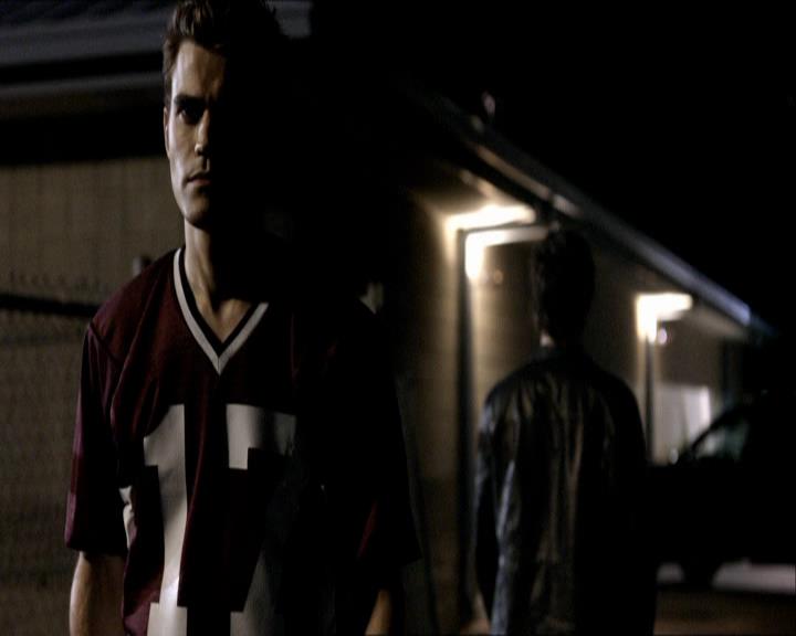 VampireDiariesWorld_dot_org-1x03FridayNightBites1958.jpg