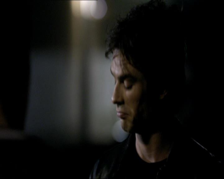 VampireDiariesWorld_dot_org-1x03FridayNightBites1965.jpg