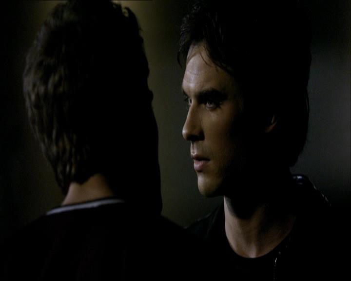 VampireDiariesWorld_dot_org-1x03FridayNightBites2009.jpg