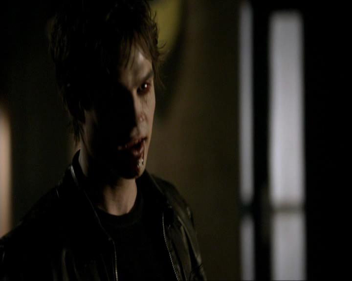 VampireDiariesWorld_dot_org-1x03FridayNightBites2031.jpg