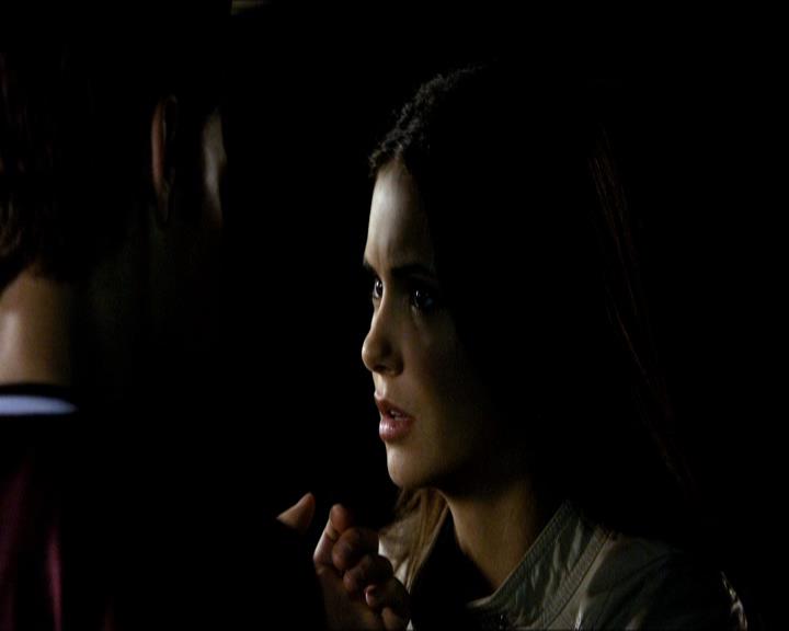 VampireDiariesWorld_dot_org-1x03FridayNightBites2185.jpg