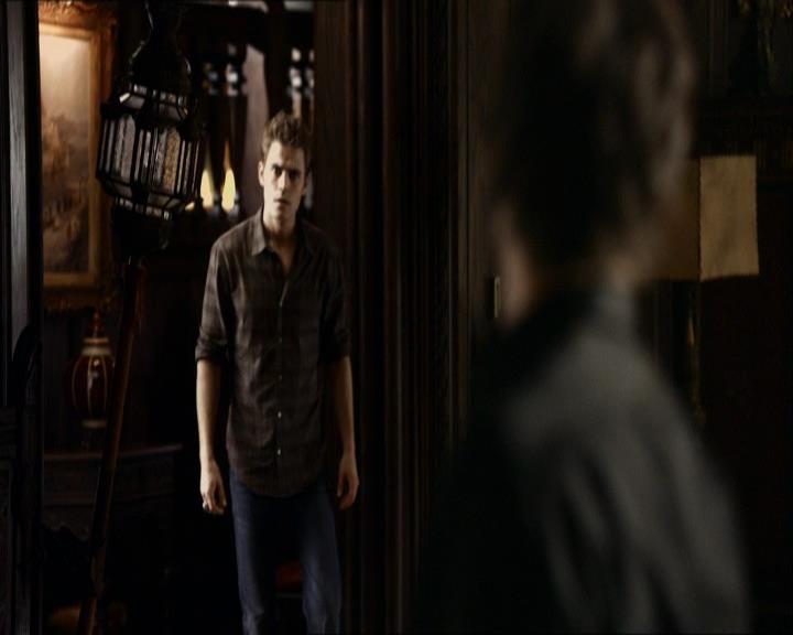 VampireDiariesWorld_dot_org-104FamilyTies0614.jpg