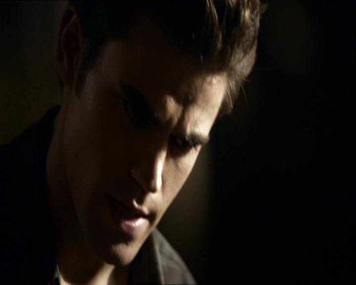 VampireDiariesWorld_dot_org-104FamilyTies0630.jpg