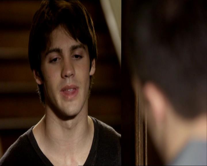 VampireDiariesWorld_dot_org-104FamilyTies0721.jpg