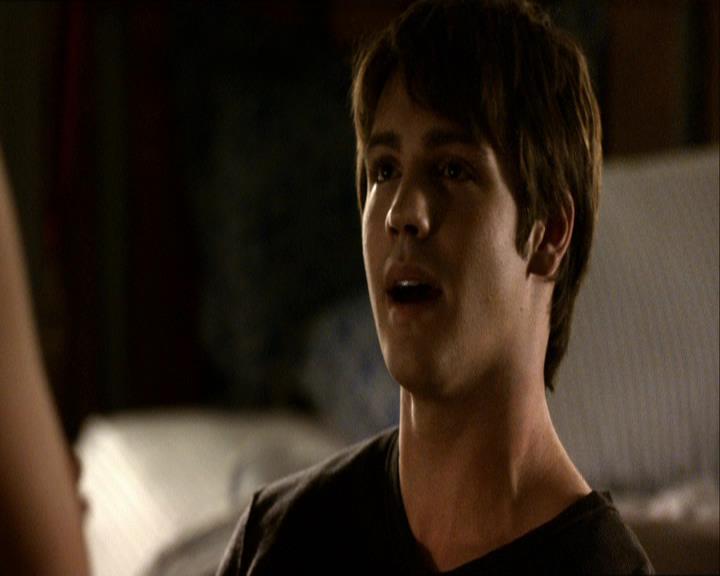 VampireDiariesWorld_dot_org-104FamilyTies0887.jpg