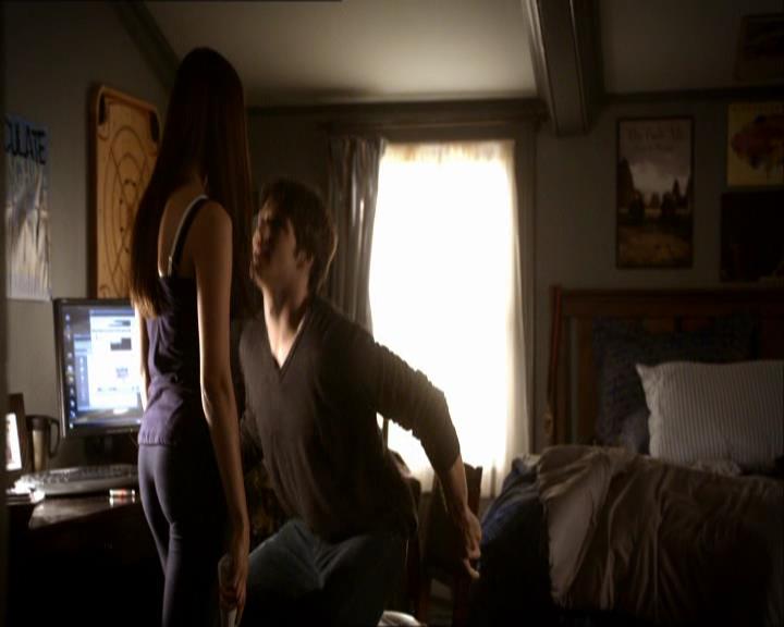 VampireDiariesWorld_dot_org-104FamilyTies0894.jpg