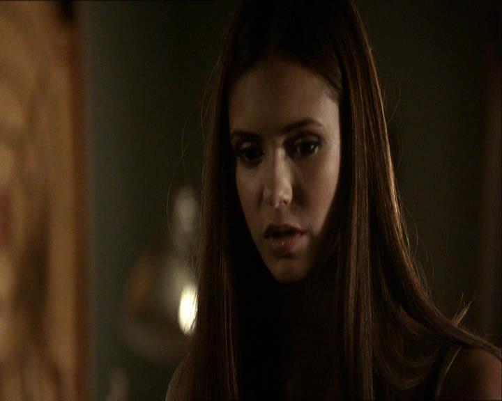 VampireDiariesWorld_dot_org-104FamilyTies0915.jpg