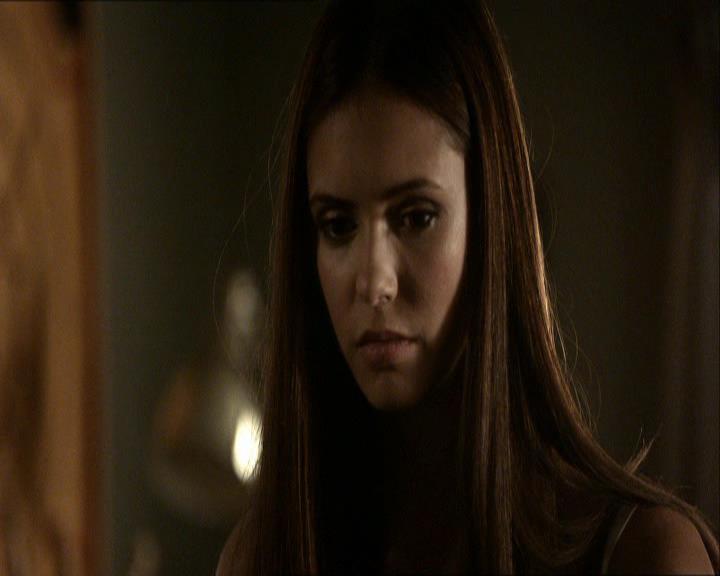 VampireDiariesWorld_dot_org-104FamilyTies0916.jpg