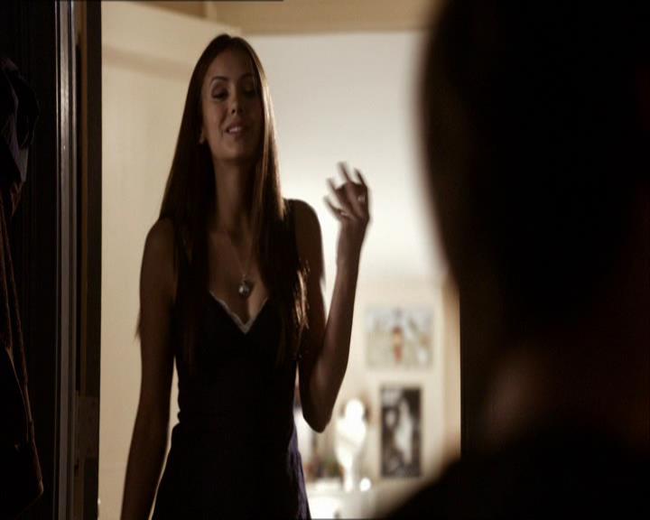 VampireDiariesWorld_dot_org-104FamilyTies0922.jpg