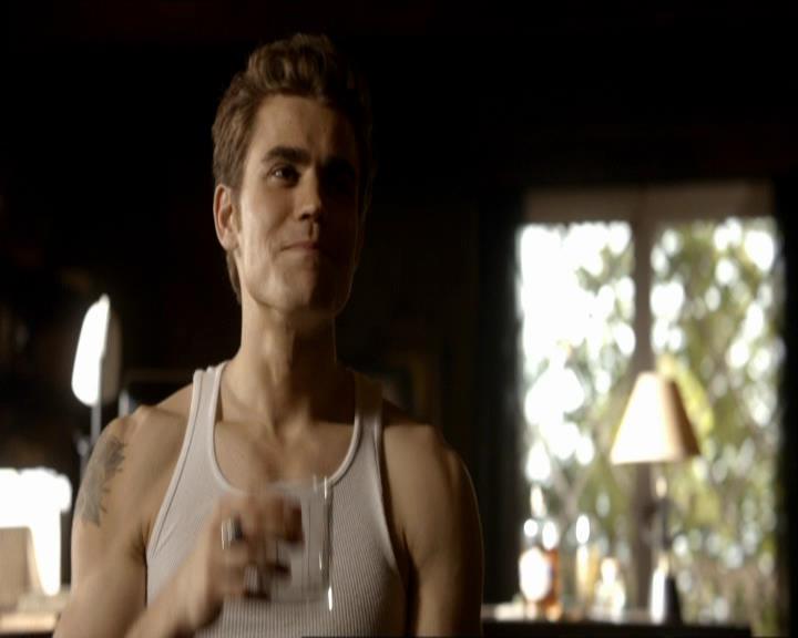 VampireDiariesWorld_dot_org-104FamilyTies0947.jpg