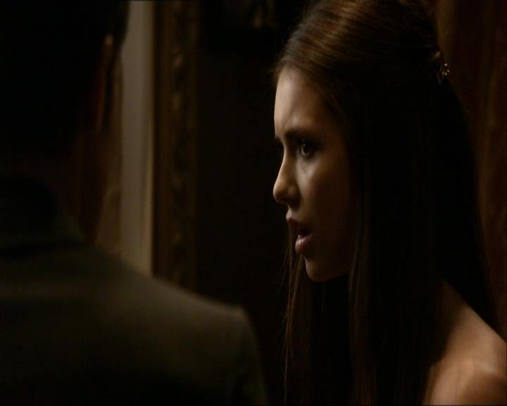 VampireDiariesWorld_dot_org-104FamilyTies1245.jpg