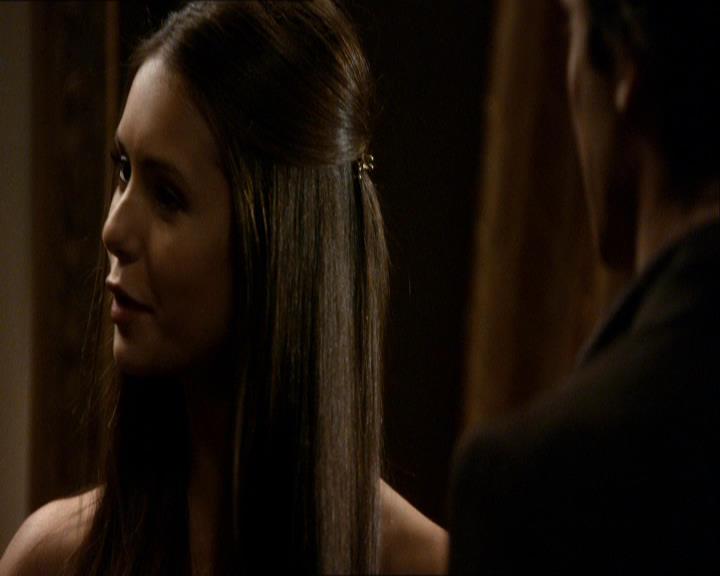 VampireDiariesWorld_dot_org-104FamilyTies1259.jpg