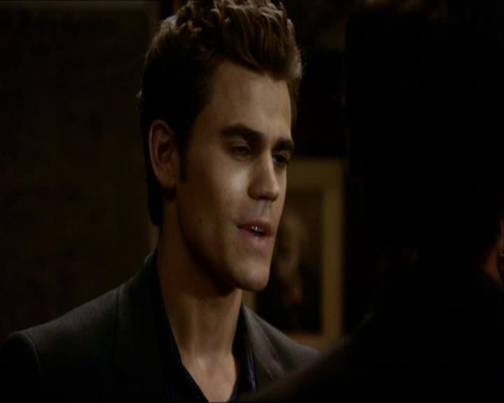 VampireDiariesWorld_dot_org-104FamilyTies1271.jpg