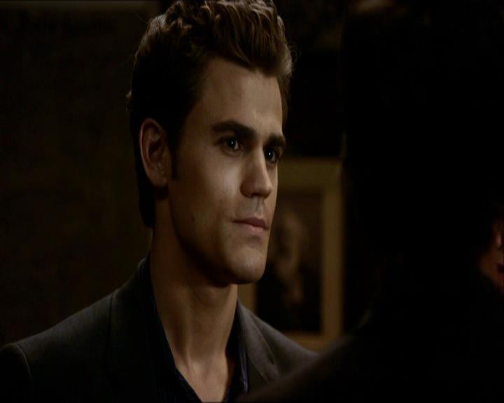 VampireDiariesWorld_dot_org-104FamilyTies1273.jpg