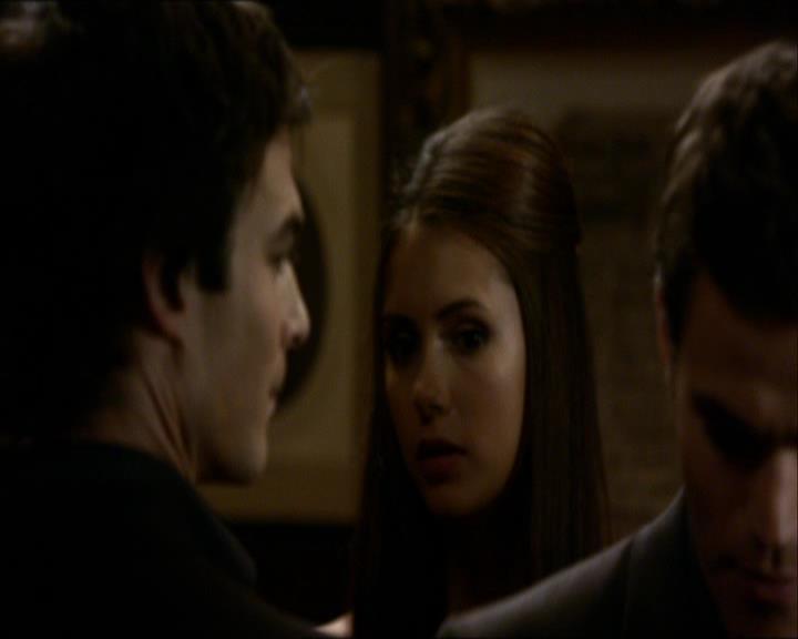 VampireDiariesWorld_dot_org-104FamilyTies1286.jpg