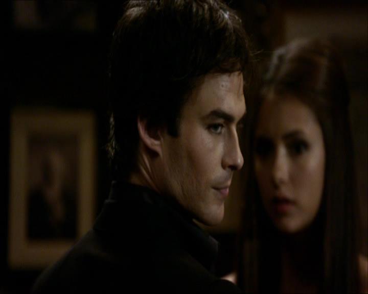 VampireDiariesWorld_dot_org-104FamilyTies1288.jpg