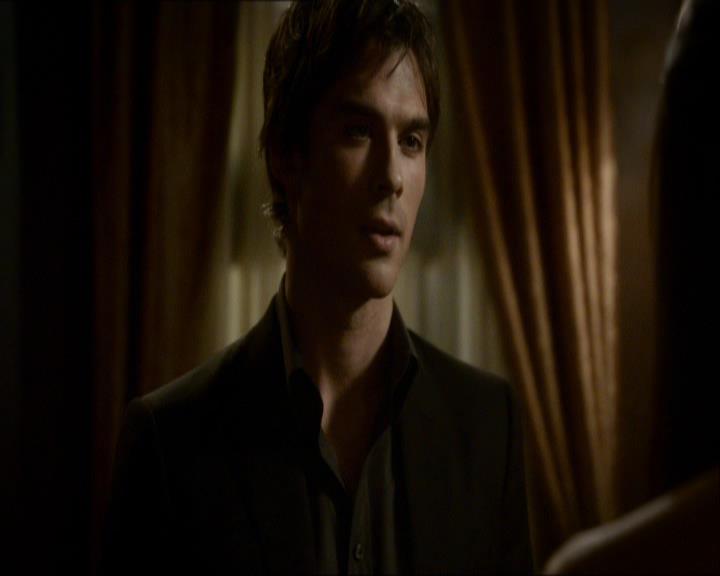 VampireDiariesWorld_dot_org-104FamilyTies1354.jpg