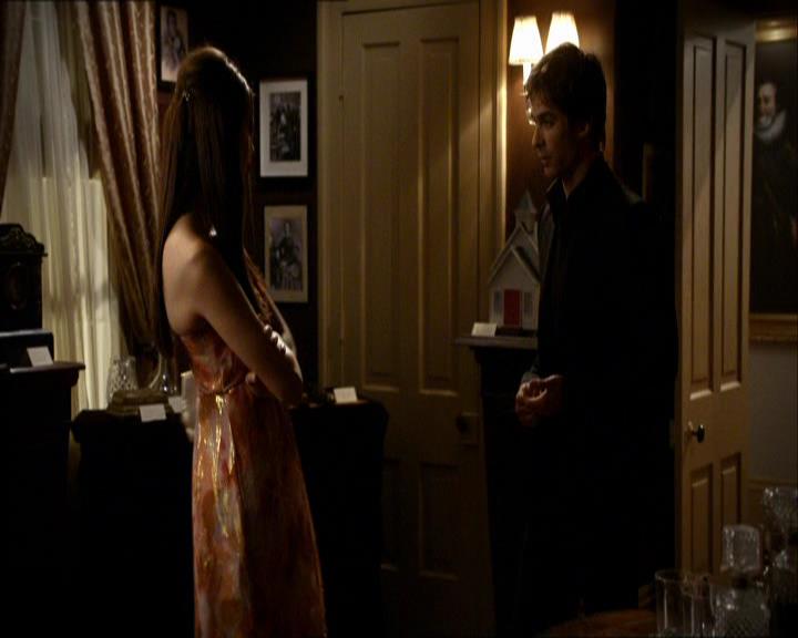 VampireDiariesWorld_dot_org-104FamilyTies1367.jpg