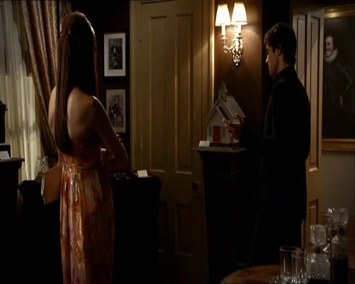 VampireDiariesWorld_dot_org-104FamilyTies1368.jpg